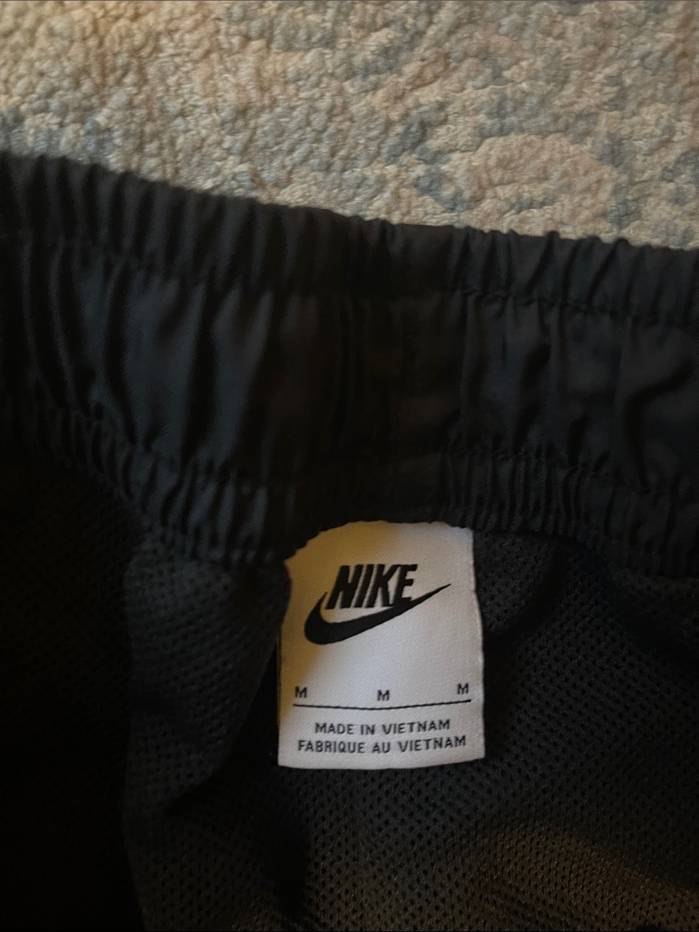 Men’s Nike Black Athletic Shorts with Multicolor Cosmic Graphics Medium - Picture 4 of 4